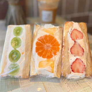 フルーツサンド屋SUN _1