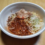 Ushi Dokoro Tokottoko - 牛肉担々麺