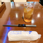 豫園 - お茶、お箸、おしぼり