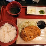 千べろ家 ザビエル - 令和3年8月 ランチタイム
            とんかつランチ 500円