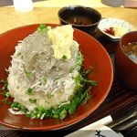 しらす丼￥1260
