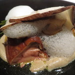 フロリレージュ - フォアグラと生セップ茸、シトロン・キャビアを散らして3