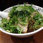 スパイス・ラー麺 卍力 - スパイス パクチー ラー麺1030円(税込)
      