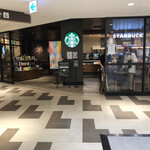 STARBUCKS COFFEE - 店の外観