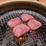 Yakiniku Yonsansan - 