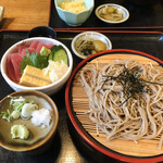 Juuichi Ya Honten - マグロ丼ざる蕎麦セット（そば大盛り）