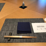 日本料理 からまつ - 食事前のテーブル