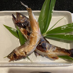 郷土料理ともん - 山女魚二尾を〝鮎と山女魚〟に変更
