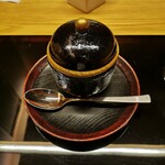 大宮　すし風凛 - 茶碗蒸し。素敵な塗りの器はずっしり重みがある