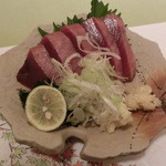 宮城産鰹刺身680円