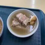 OLD WORLD BAKUTEH - ポークリブ・バクテー