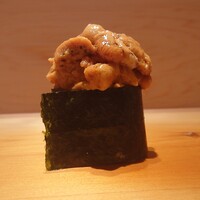 すが弥 - 馬糞海胆