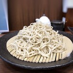 Sazanka Soba Tsubaki - ◆二八蕎麦・・食感がよく喉越しのいい品。お蕎麦のことはよくわからないのですが、美味しいお蕎麦だと思います。