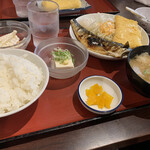 天神橋2丁目食堂 - 料理写真:サバ定食