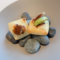 ベージュ アラン・デュカス 東京 - 