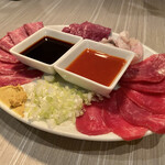 Horumon Yakiniku Hachi - 