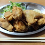 喜ぐち - 鳥のから揚げ。こちらも山盛り