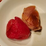 神戸牛ステーキ海鮮料理 わ田る - ドライトマトとドライいちじく　自家製カラスミ♪