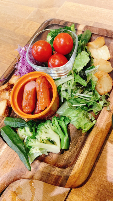 夜景 チーズ肉バル Garden 三宮 三宮 神戸市営 居酒屋 ネット予約可 食べログ