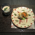 北海道産極上うにのレース包み　サクサク揚げ　”ずんだ豆”を絡めて
          　　焼茸のすり流しを添えて