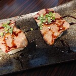 炭火焼肉 牛族 - 