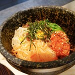 炭火焼肉 牛族 - 
