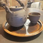 Kasagiya - 暑いときでも熱いお茶がうれしい