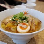 日本橋 麺屋ま石 御殿場プレミアムアウトレット店 - 