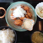 Chiduru - チキン南蛮定食770円。