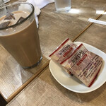 カフェ マルイ - アイスカフェオレ