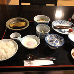 Shouhouen - 朝食