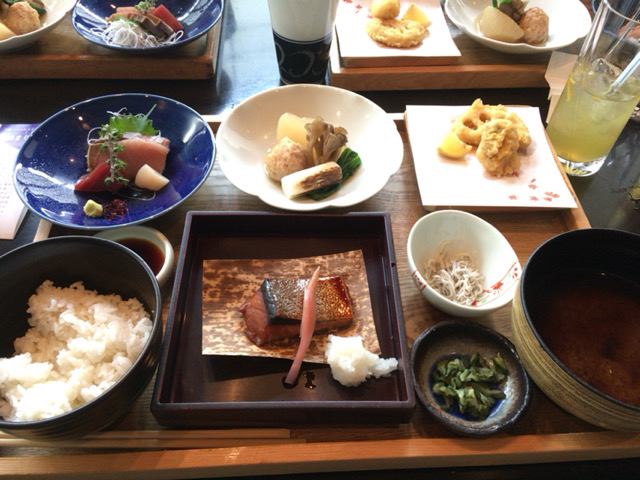 和食 えん 丸の内店 (わしょく えん) - 東京/居酒屋/ネット予約可 | 食べログ