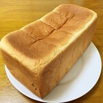 156638155 - 極生“ミルクバター”食パン…税込950円