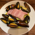 海老丸らーめん - ムール貝増し