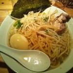 池袋ラーメン 萩屋 - 濃厚しょうゆラーメン