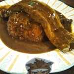 カレーライスとこおり屋の湊山 - ホロホロポークベリーのマウンテンカレー 1,250円