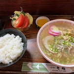 Shichifuku Oshi Yokuji Dokoro - ラーメン定食