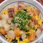Nakau - たっぷり甘えび海鮮丼