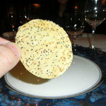 ラ・ベ - ビールと黒ゴマのカナッペだ