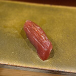 鮨匠 のむら - 本鮪赤身(長崎県対馬列島産、100kg未満若魚)