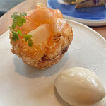 エスリビングハナレ - 白桃のクリームパイ/660円