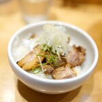 佐々木製麺所 - チャーシューごはん250円