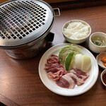 Yakiniku Nikumasu - ジンギスカン食べ比べ定食1,080円