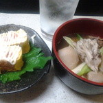 番屋 - 芋煮、タラコ入り卵焼き