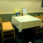 孫吉 - テーブル席（4人用）