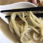 風見鶏 - 鶏白湯・醤油　麺