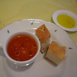 リストランテ ヴォナ フォルトゥーナ - ＜2012年11月＞ミネストローネとフォカッチャ2種