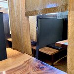 楽市 - 半個室な感じ。