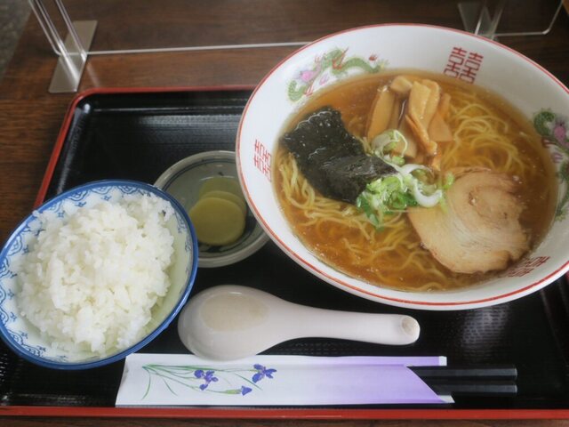 笹 - 豊間根（食堂）の写真