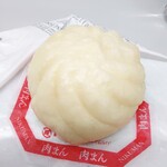 ファミリーマート - 料理写真:じゅわっと旨み引き立つ 本格肉まん(130円→キャンペーンで100円)、192Kcal✨ご飯一膳分に満たない位のほど良い摂取カロリー✨